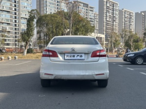 2014 Peugeot 408 1.8L Schaltgetriebe Geräumige Familien-Limousine <span class=keywords><strong>Standard</strong></span> ESP & 6 Airbags Zuverlässig & Kostengünstig - Product Image 4