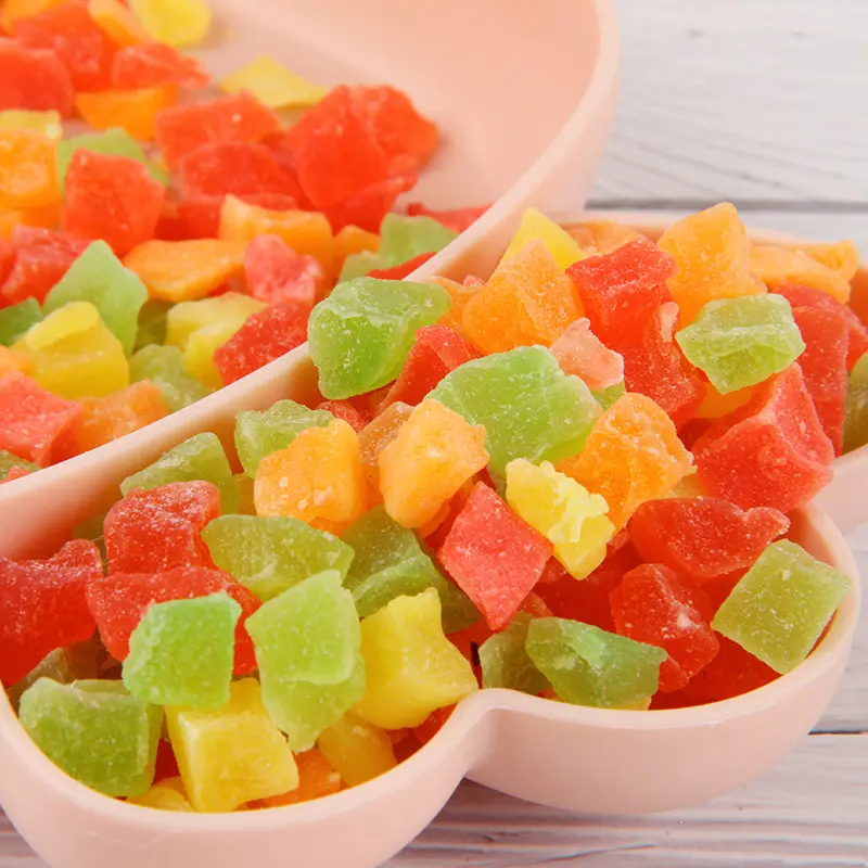 Cubes d'ananas séchés à la papaye séchée sur mesure de différentes tailles de l'usine chinoise de papaye sèche naturelle de haute qualité