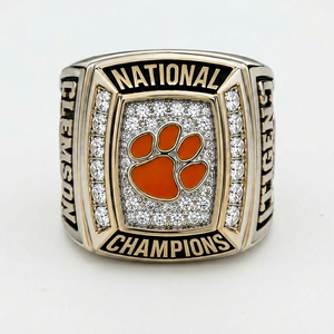 Anillo de Campeonato de los Clemson National Champions, Anillo de Cóctel para Hombre con Piedras de Circonio Cúbico y Logotipo de la Pata - Product Image 1