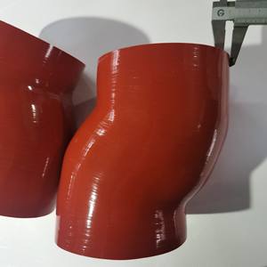 Manguera de radiador de tubo de joroba de silicona personalizada OEM del fabricante con 5MM de espesor Colores personalizables Tamaños Construcción extruida - Product Image 5