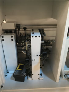 آلة تشكيل حواف الخشب الأوتوماتيكية بالكامل من HOLZH لصناعة الأثاث الخشبي وتشطيب حواف القشرة البلاستيكية - Product Image 5