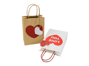 Sacs cadeaux en papier kraft recyclable avec poignée, design cœur pour la Saint-Valentin, pour les cadeaux de fête, les mariages (logo personnalisé) - Product Image 4