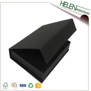 Elegant <b>Black</b> Magnetic Gift <b>Box</b> for Skin Care Serum False Eyelashes Essential Oils-Matt Lamination Embossing UV Advantage Sponge - Product Image 3