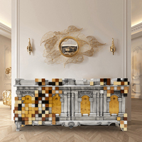 Meuble de salon d'hôtel personnalisable, édition limitée exclusive, avec intérieur en verre fumé et laiton plaqué or