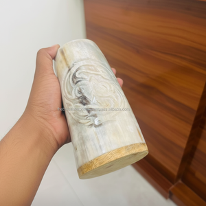 แก้วกาแฟของขวัญแตรสไตล์แอฟริกันแกะสลักด้วยมือแก้วเบียร์และกาแฟวัฒนธรรมแบบไวกิ้งแก้วมักทำจากเขาวัวแท้ - Product Image 1