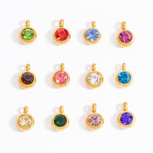 สร้อยคอจี้เดี่ยวสแตนเลสสตีลชุบทอง 18k สุดหรูสำหรับผู้หญิง พร้อมจี้ห้อยแฟชั่นสวยงาม - Product Image 5