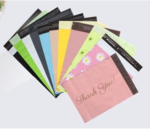 Enveloppes d'expédition personnalisées en polyéthylène, épaisses, imperméables, avec impression « Merci » pour le commerce électronique - Product Image 1