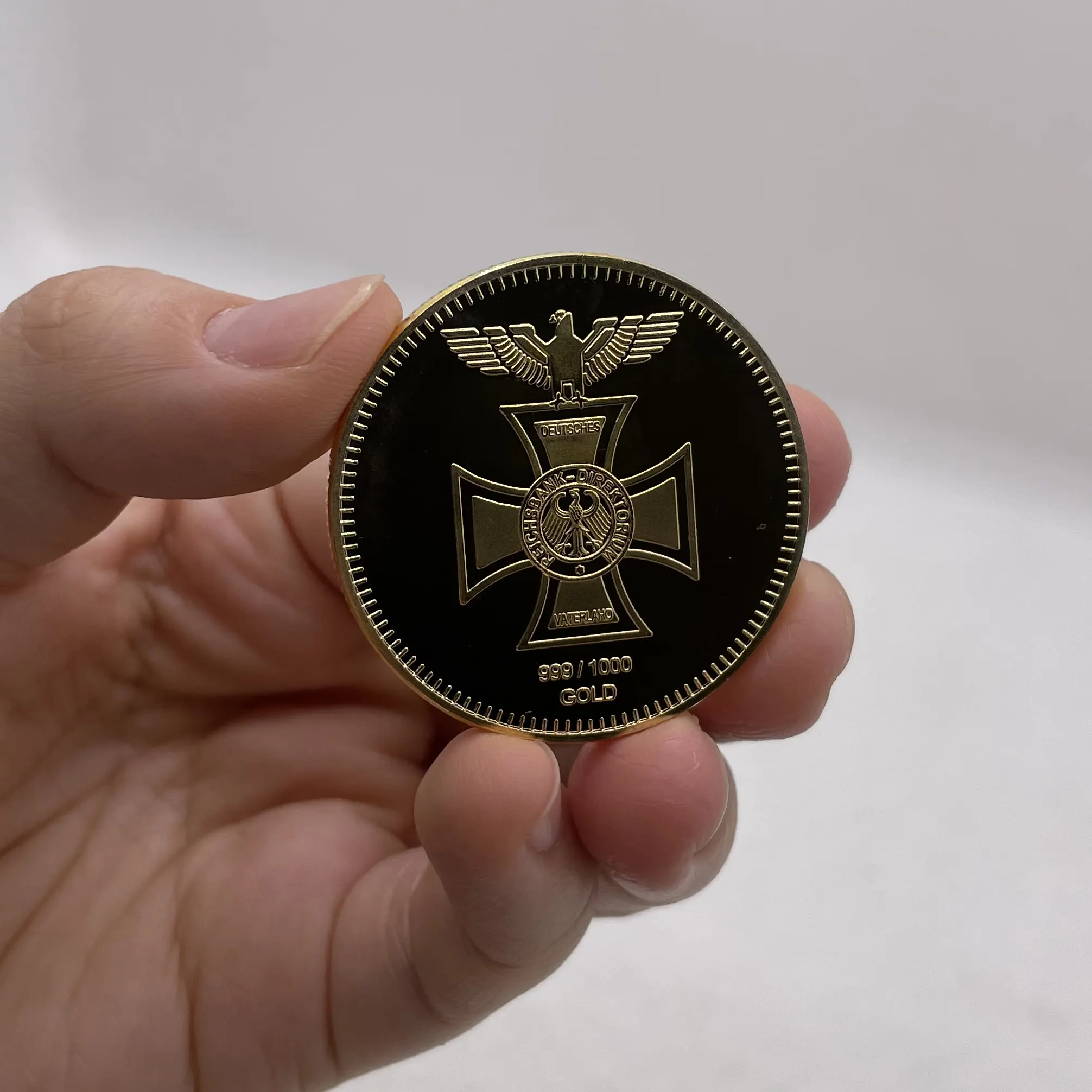 ナイスアイアンクロスイーグル外貨コレクション記念メダル1972ドイツゴールドコイン