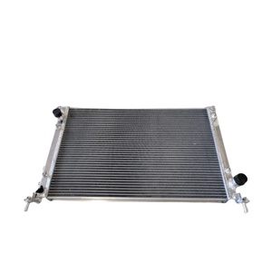Nouveau <span class=keywords><strong>radiateur</strong></span> en aluminium pour course automobile avec épaisseur de cœur de 32 mm et garantie d'un an pour <span class=keywords><strong>Fiat</strong></span> Abarth <span class=keywords><strong>500</strong></span>/595/695 - Product Image 2