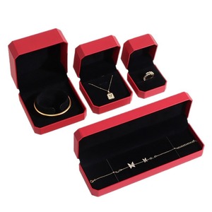 Caja de joyería octogonal roja personalizada de cuero y papel, caja para anillo de oro con diamantes, caja para collar, colgante, pulsera, caja de embalaje para joyería - Product Image 5