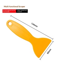 Petite raclette jaune rigide, outil de pose de film pour vitres de voiture, spatule triangulaire pour autocollants, spécifiquement conçue pour la pose et l'élimination