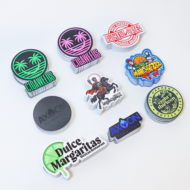 Custom Yingrun UV Resistant Heat-Resistant Eco Friendly Durable Waterproof PVC Adhesive Stickers Die Cut for Laptops Water