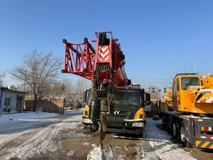 Grue sur camion Sany d'occasion de 75 tonnes, faible usure, bon état d'entretien, puissance élevée pour les travaux lourds - Product Image 6