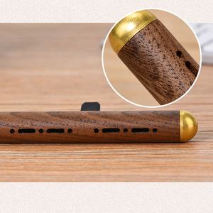 Difusor de Perfume de Madera con Logotipo de Coche de Lujo Personalizado, Clip para Rejilla de Ventilación, Aroma Duradero Mediante Evaporación Natural, Accesorio Interior, 2 Años de Duración - Product Image 4