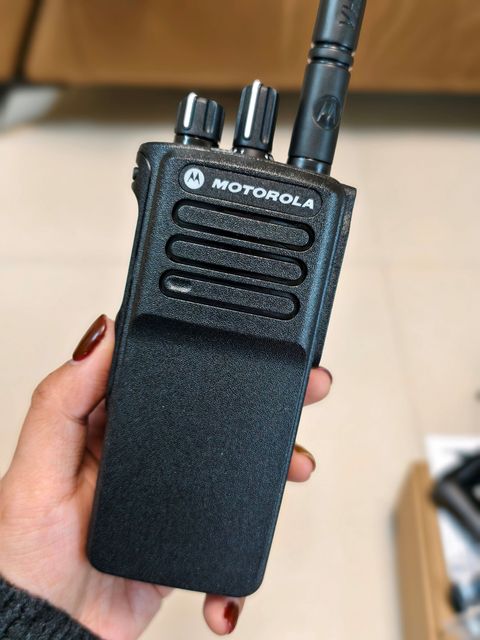 Original MOTOROLA WALKIE TALKIE DP4401e with 10KM Wireless Support, Submersible IP68 Motorola Radio for Port Fleet