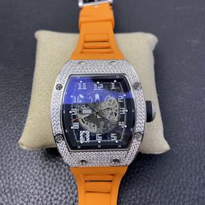 Montre mécanique automatique pour homme <span class=keywords><strong>de</strong></span> luxe 010, incrustée <span class=keywords><strong>de</strong></span> diamants, en forme <span class=keywords><strong>de</strong></span> <span class=keywords><strong>tonneau</strong></span> à <span class=keywords><strong>vin</strong></span>, miroir saphir, montre <span class=keywords><strong>de</strong></span> haute qualité - Product Image 1