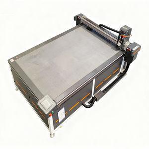 Coupe-couteau oscillant électrique intelligent Utilisation efficace des matériaux pour les tapis automobiles en caoutchouc mousse PTFE - Product Image 1