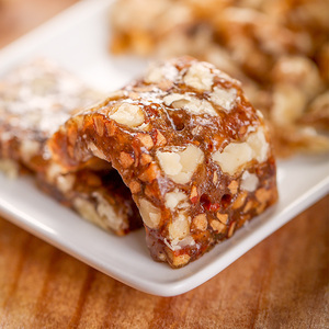 Huanglaowu, Dulces Tradicionales de Sichuan, Caramelos Blandos con Sabor a Dátiles Rojos y Nueces, para Venta al Por Mayor - Product Image 4