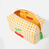 Pochette cosmétique personnalisée au style mignon, crochet cerise, sac à maquillage jaune