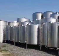 Nouveau conteneur en métal de stockage de liquide de réservoir fourre-tout d'IBC d'acier inoxydable 1000L avec le trou d'homme et la valve pour des industries de restaurant