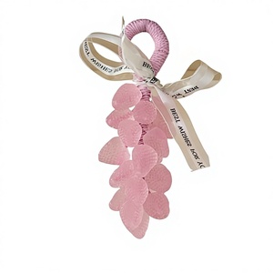 Prix de bienvenue exclusif transfrontalier : Savon artisanal à la fraise cristalline, aromathérapie aux huiles essentielles, cadeau décoratif fait main - Product Image 1
