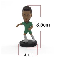 Hauteur 8.5cm 3d personnalisé résine Sculpture Bobble tête Football équipe Statue Collection Souvenir cadeaux décoration de la maison Art ornements