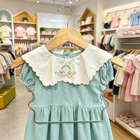 Cintres en bois personnalisés avec logo pour maillots de bain, costumes pour enfants, robes, pantalons et jupes, avec pinces