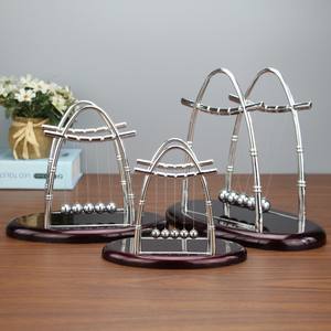 Accesorio Decorativo de Escritorio Péndulo de Newton Bolas de Equilibrio Adornos de Alta Calidad Acero Inoxidable Bola de Metal - Product Image 4