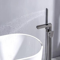 Robinet de baignoire sur pied en laiton massif avec douchette, ensemble de remplissage de baignoire autoportant de style américain, eau chaude et froide