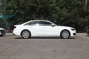 Precio barato <span class=keywords><strong>segunda</strong></span> <span class=keywords><strong>mano</strong></span> A6L gasolina 1,8 T mediano grande coche 4 puertas 5 asientos bueno al aire libre usado A6L - Product Image 4