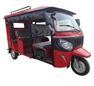 Vente flash : Tuk Tuk à trois roues, 9 places, moteur essence 200cc, Bajaj - Product Image 1