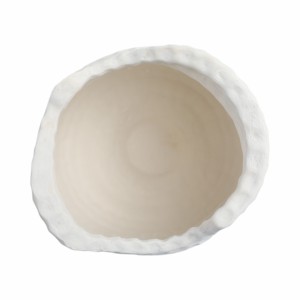 Vaso Moderno in Porcellana con Texture Ondulata, Elemento Scultoreo per l'Arredamento del Soggiorno - Product Image 6