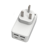 PUJIMAX Worldplug Prise internationale Adaptateur convertisseur universel vers Royaume-Uni Prise murale USB intelligente Chargeur de voyage avec port USB Type-C