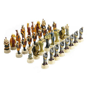 Set di <span class=keywords><strong>Scacchi</strong></span> Decorativo con Figurine Religiose, Pezzi degli <span class=keywords><strong>Scacchi</strong></span> in Resina per Arredamento Casa - Product Image 2