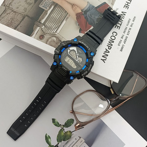 Reloj Despertador Deportivo Multifuncional Luminoso, Reloj Electrónico de Cuarzo para Deportes al Aire Libre - Product Image 5