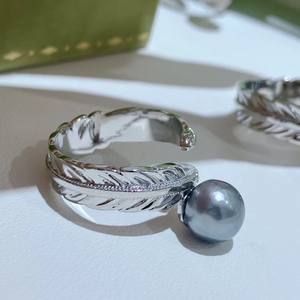 แหวนขนนกใหม่ประจำฤดูร้อน ประดับด้วยไข่มุกทะเลทรงบาร็อคแท้จากตาฮิติ เครื่องประดับสุดหรู - Product Image 1