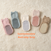 Chaussettes antidérapantes en coton tricoté respirant pour enfants, motif animaux mignons, écologiques, avec grip souple, pour intérieur et extérieur, vente en gros sur mesure