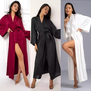 Bộ đồ ngủ satin in họa tiết cao cấp bán buôn SFY-Y2 dành cho nữ, thiết kế dây halter, rộng rãi, thoải mái, chất liệu thoáng khí, thích hợp mặc ở nhà. - Product Image 6