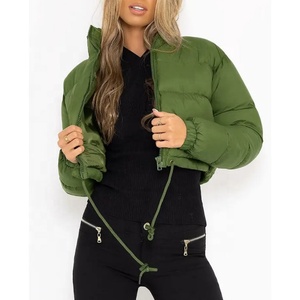 Abrigos de Mujer al por Mayor, Personalizados con Logotipo Bordado, Abrigos Acolchados, Chaquetas Cortas, Tallas Grandes - Product Image 2