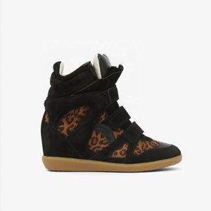 <span class=keywords><strong>Sneakers</strong></span> da <span class=keywords><strong>donna</strong></span> <span class=keywords><strong>con</strong></span> zeppa nascosta, plateau alto, tripla fascia a strappo, punta chiusa, scarpe da tennis <span class=keywords><strong>con</strong></span> tacco alto, chiusura in <span class=keywords><strong>velcro</strong></span>, leggere, estive - Product Image 1