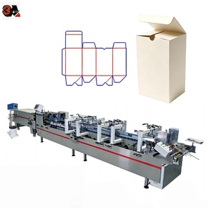 Machine à coller automatique CQT-900 avec pistolet à colle froide PLC pour la pose en ligne droite et la pose de fonds à verrouillage - Product Image 1