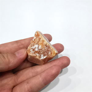 Pietre di cristalli grezzi di <span class=keywords><strong>pietra</strong></span> grezza di <span class=keywords><strong>pietra</strong></span> <span class=keywords><strong>naturale</strong></span> all'ingrosso <span class=keywords><strong>del</strong></span> <span class=keywords><strong>sole</strong></span> per la decorazione - Product Image 5