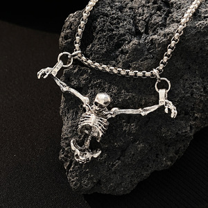 Retro Gothic Halskette Punk-Stil bestraft Mann Schädel Anhänger Halskette Kreative Hip Hop personal isierte Halskette Party Schmuck - Product Image 4