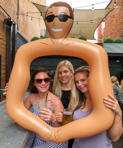 Cadre de <span class=keywords><strong>selfie</strong></span> gonflable classique Photo Prop Giant Buddy pour boire et s'amuser - Product Image 6