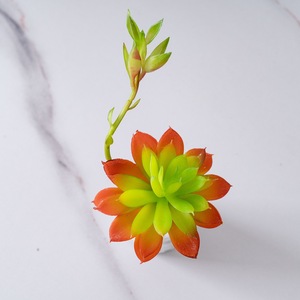 Planta Artificial de Echeveria CallaFloral, Color Rojo Claro, PVC Suave, Decoración para el Hogar, Accesorio para Bodas MW17694 - Product Image 3