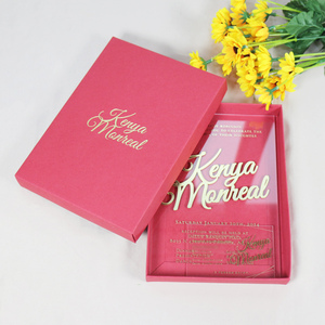 Invitaciones de cumpleaños de boda de acrílico transparente DIY con iniciales de oro cortadas con láser de lujo de muestra <span class=keywords><strong>gratis</strong></span> con caja de papel roja - Product Image 1