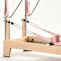 Reformer Pilates en bois d'érable avec tour, machine combo professionnelle pour studio, équipement Pilates en bois clair