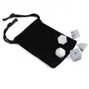 Ensemble de géométrie de guérison de pierres précieuses en œil de tigre naturel avec pochette en velours Articles métaphysiques de guérison acheter - Product Image 1