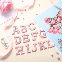 Patchs en lettres anglaises en feutre fait main avec des perles et des strass autocollants pour vêtements, chapeaux, sacs, bricolage