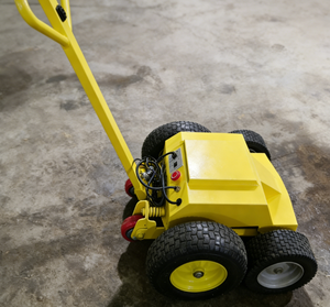Máquina <span class=keywords><strong>de</strong></span> Enrollar Eléctrica EASYFUN con Ruedas Flotantes <span class=keywords><strong>para</strong></span> Inflables, Embalaje <span class=keywords><strong>para</strong></span> Casa <span class=keywords><strong>de</strong></span> Santa Claus, en <span class=keywords><strong>Alquiler</strong></span>, en Venta, Usada - Product Image 5